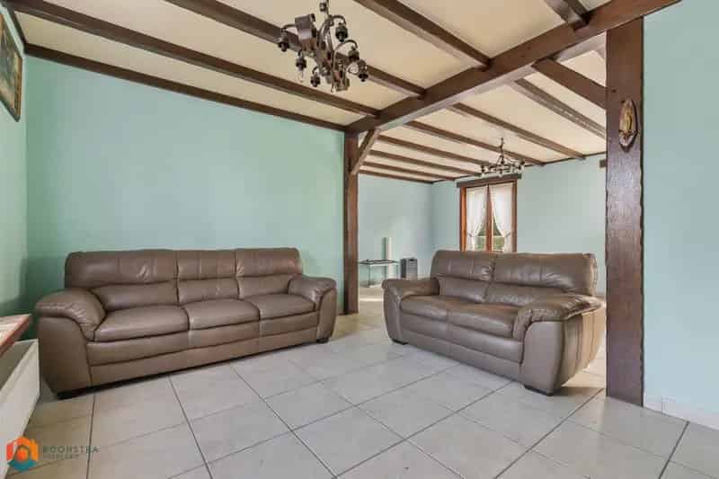 Landbouwerswoning met 3 slpkrs op ruim perceel (23.325 m²) te Putte