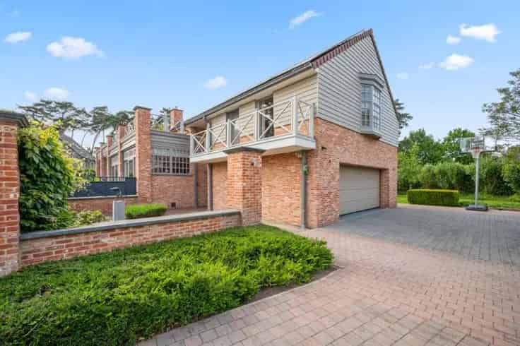Villa Te Koop  Doodlopende Straat Nabij Broekelei