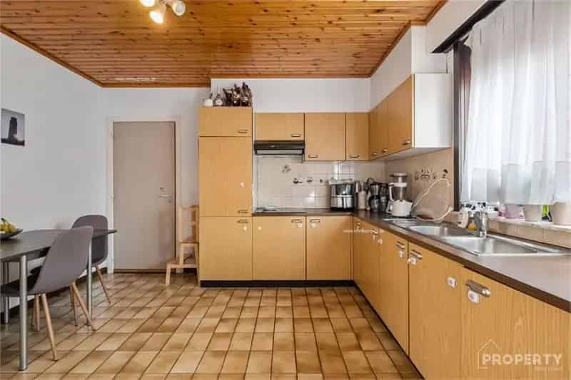 Appartement te koop Oostrozebeke