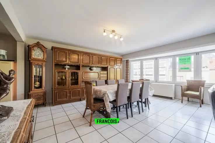 Appartement te Koop Stene 2 slaapkamers nabij strand