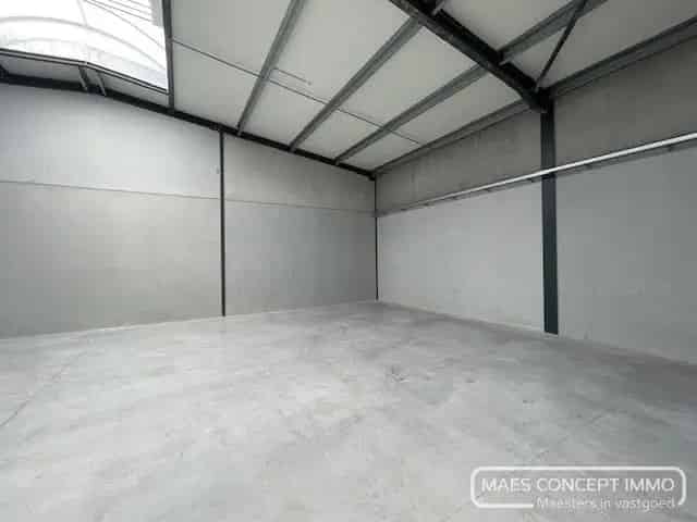 Opslagruimtes vanaf 150m2 te koop in Anzegem