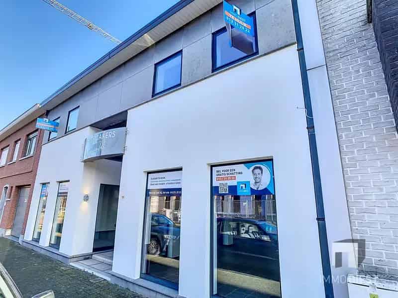 Prachtig handelspand dichtbij het centrum van Tessenderlo