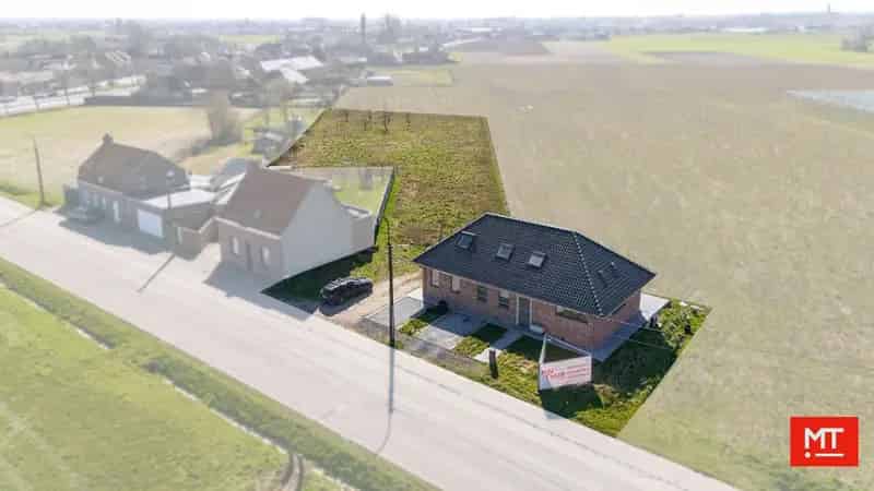 Huis te huur Ledegem: Landelijke woning met 3584m²