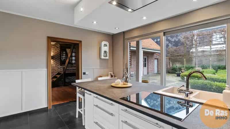 NIEUWERKERKEN - Charmante, instapklare woning met 3 slaapkamers