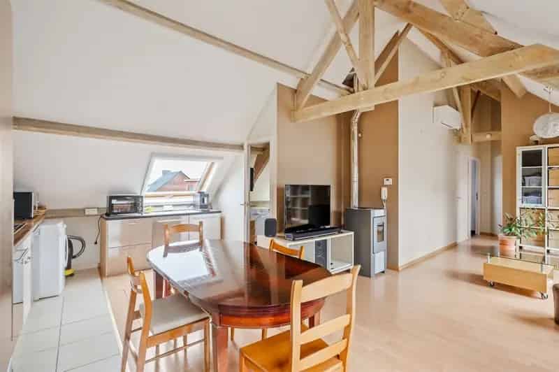Dakappartement te huur Beerzel 1 slaapkamer autostaanplaats