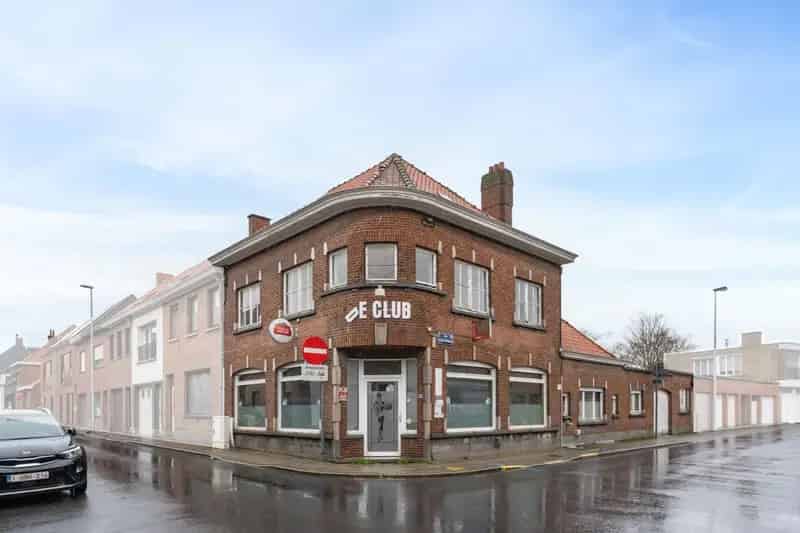 Handelspand met woning in Emelgem