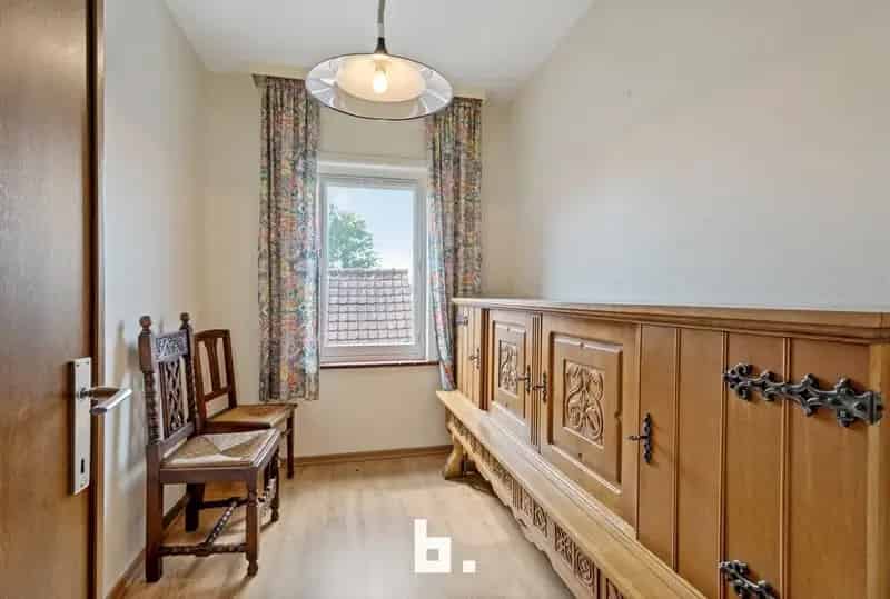 Karaktervolle woning op centrale ligging te Marke