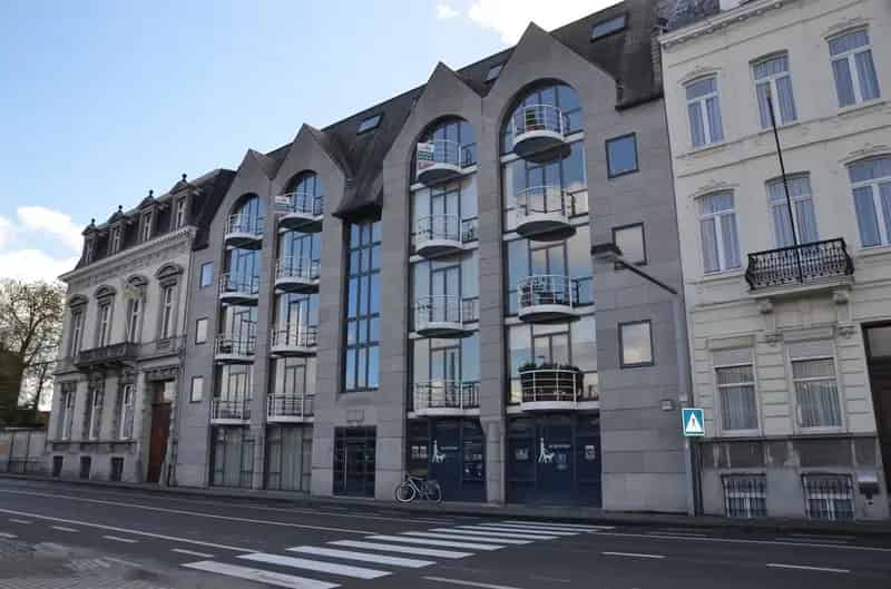 Zeer centraal gelegen standplaats te huur