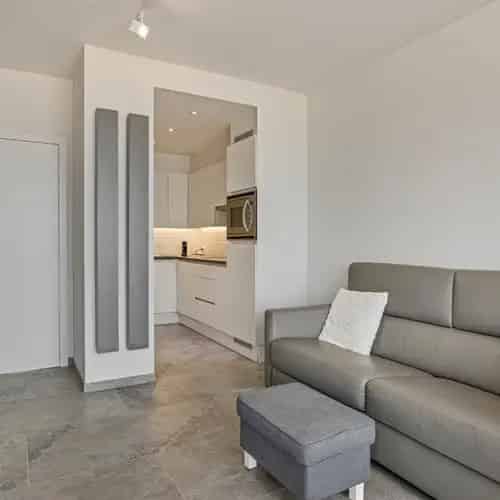 Gerenoveerde penthouse met terrassen en schitterend zeezicht!