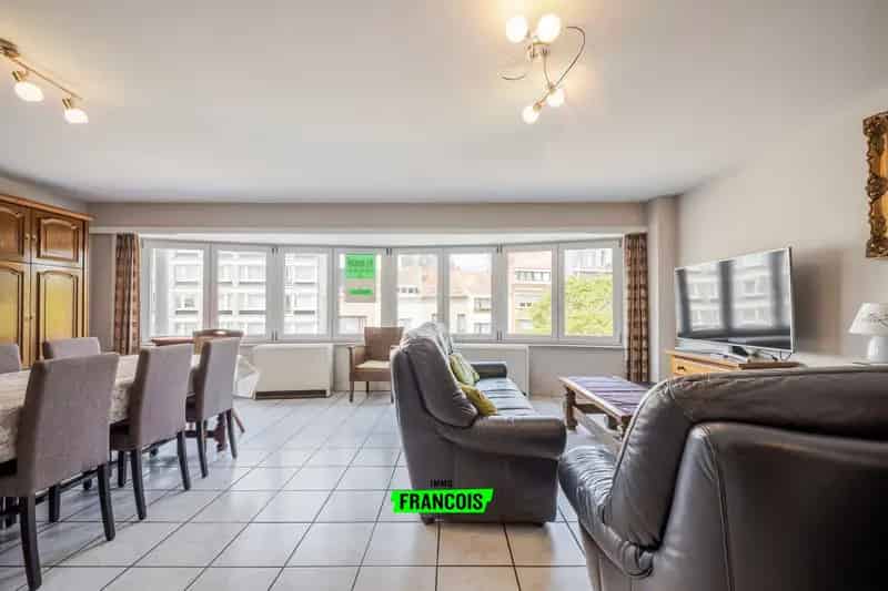 Licht en ruim appartement met 2 slaapkamers in Stene