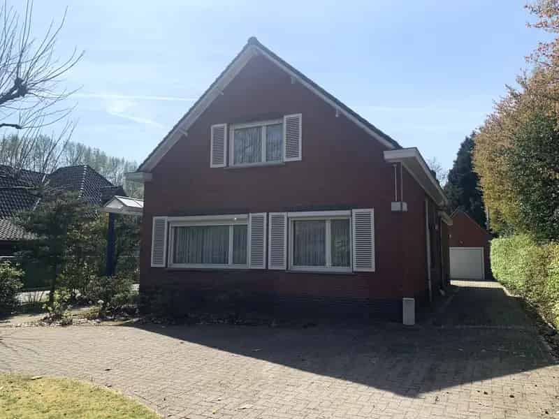 Huis te huur 4 slaapkamers garage veranda