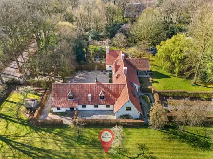 Luxe Villa te Koop in Hertsberge 8 Slaapkamers