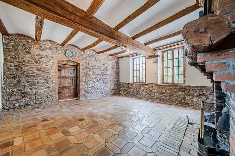 Charmante gezinswoning te Athis met 5 slaapkamers