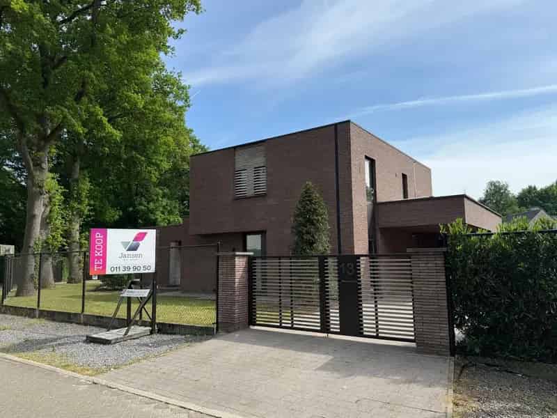 Strakke villa op een topligging