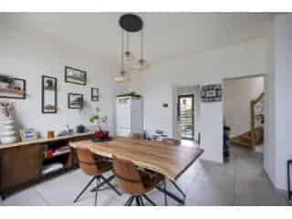 Huis te Koop Zele - Instapklare woning met tuin en berging