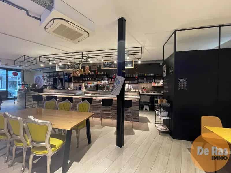 WAREGEM - Verhuurde opbrengsteigendom op commerciële ligging