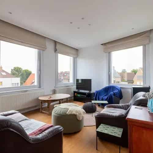 Rustig doch centraal gelegen appartement met garage