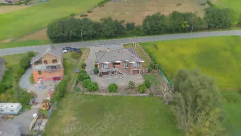 LIERDE - Stevige en verzorgde 4-gevelwoning met open zicht