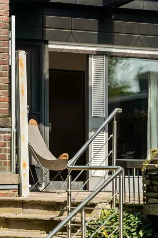 Architecturale laagbouwvilla op circa 2.900 m²