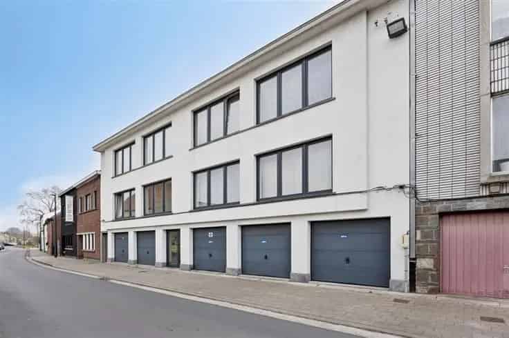 Appartement te koop Oostakker: 2 slaapkamers, gerenoveerd