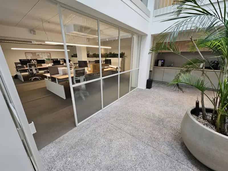 TE HUUR Genk - kantoorruimte van 66m²