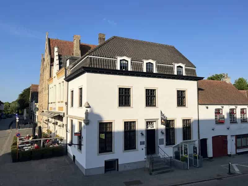 Huis te Huur Damme Markt: Iconisch Pand 335m²