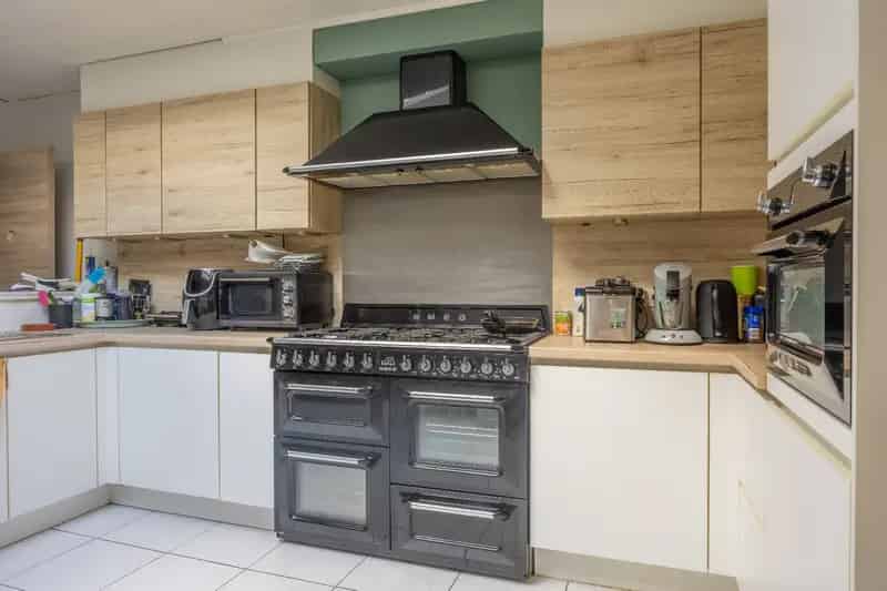 Te Huur Menen: Ruime Starterswoning 3 Slaapkamers Tuin