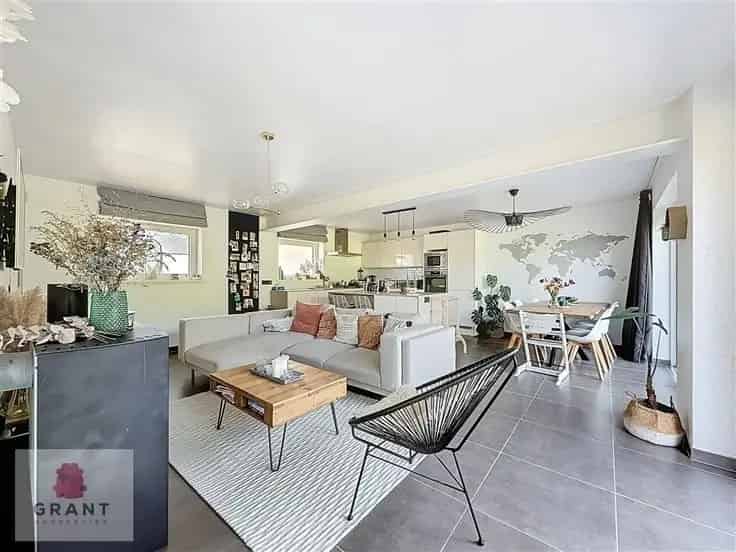 Huis Te Koop: Gezinswoning 180m² Gerenoveerd - 4 slaapkamers