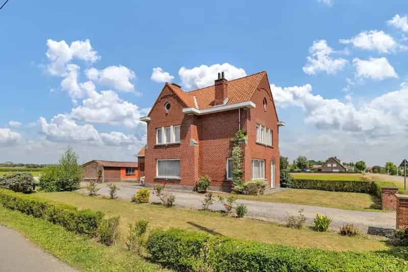 Huis te huur Wontergem: Renovatieproject 1339m²
