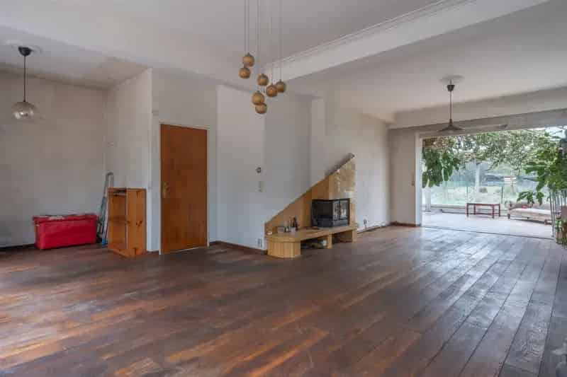 Charmante woning met veel potentieel op perceel van 3.619,68 m².