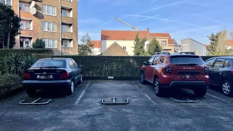 Garage  te Evere 