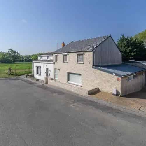 Te koop – Prachtige ruime gerenoveerde woning in Adinkerke