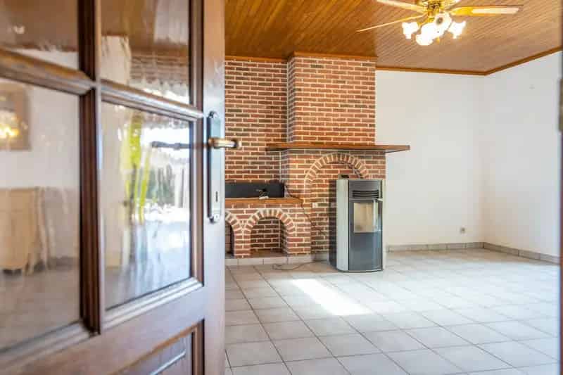 RUIME WONING MET UITWEG