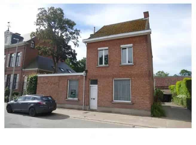 Woning met potentieel in Sombeke (Waasmunster)
