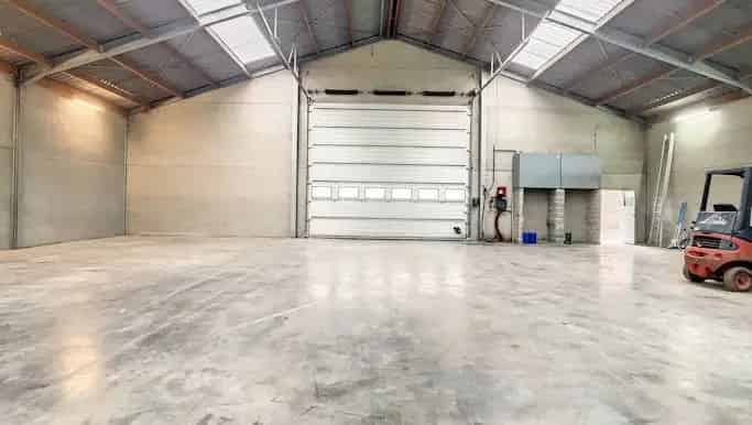 Magazijn te huur in Stampkotstraat 2, Wielsbeke - Dewaele