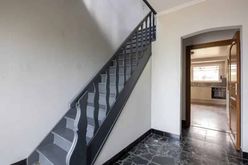 Ruime woning met vrij zicht te koop 219m² 3 slaapkamers