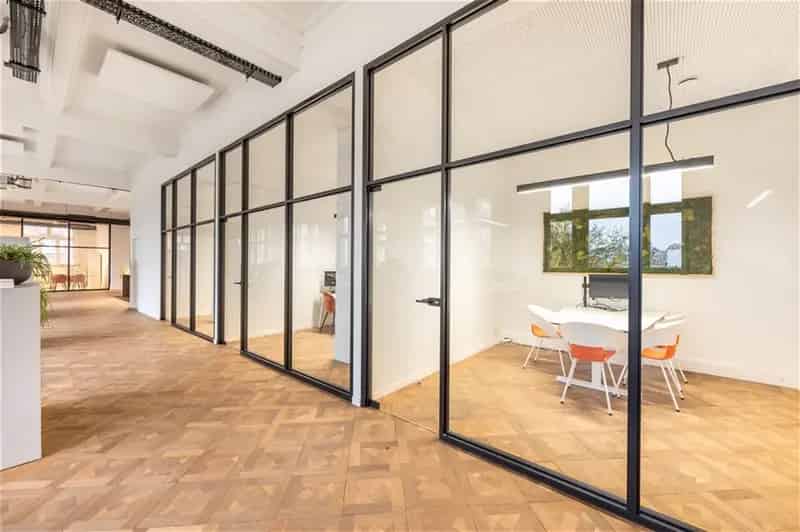 Instapklaar kantoor te huur op unieke locatie - 579m²