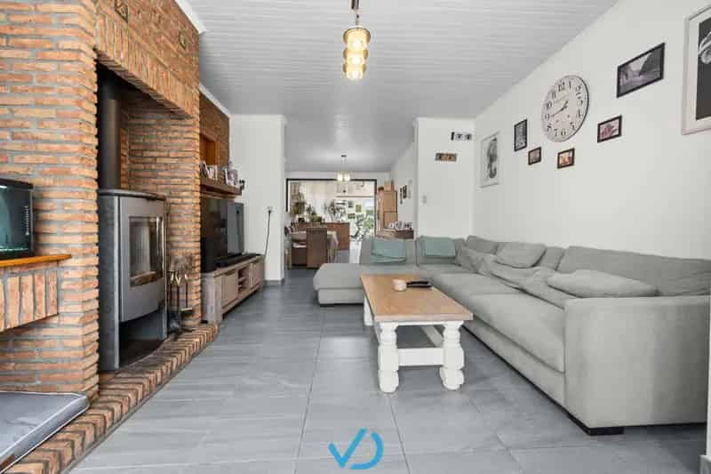 Huis te koop Zuidschote 3 slaapkamers 2 badkamers