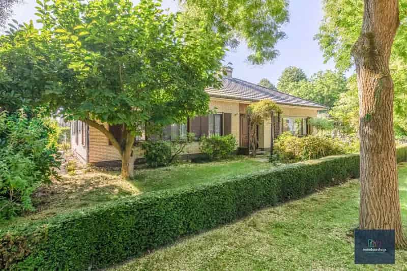 Bungalow te koop in Drongen