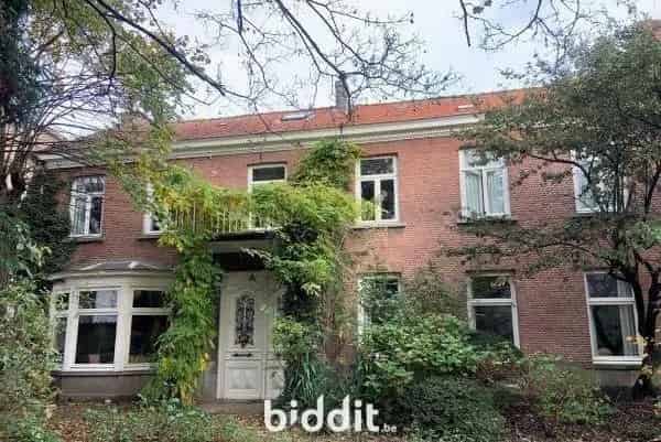 HERENHUIS MET WERKPLAATS