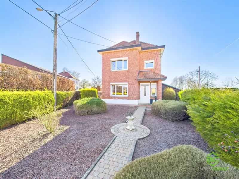 Mooi gelegen gezinswoning in Buvingen op 8a18ca