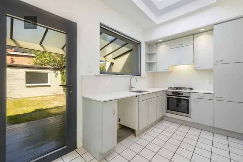 Huis te huur Edegem: 3 slaapkamers, tuin, rustige buurt