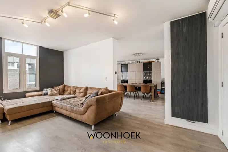 Exclusieve herenwoning residentiëel gelegen in centrum