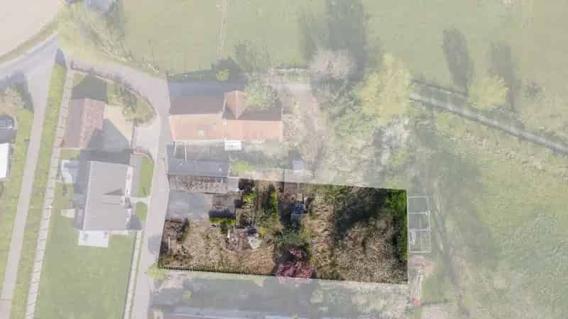 Uniek gelegen bouwgrond in het landelijke Huise