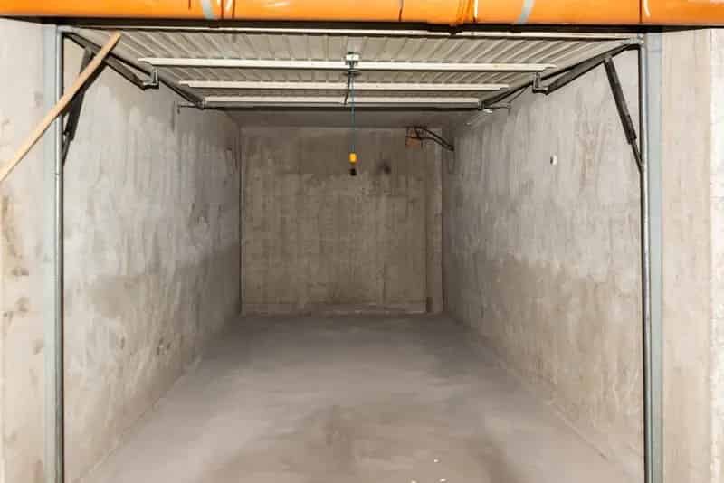 Garage te koop