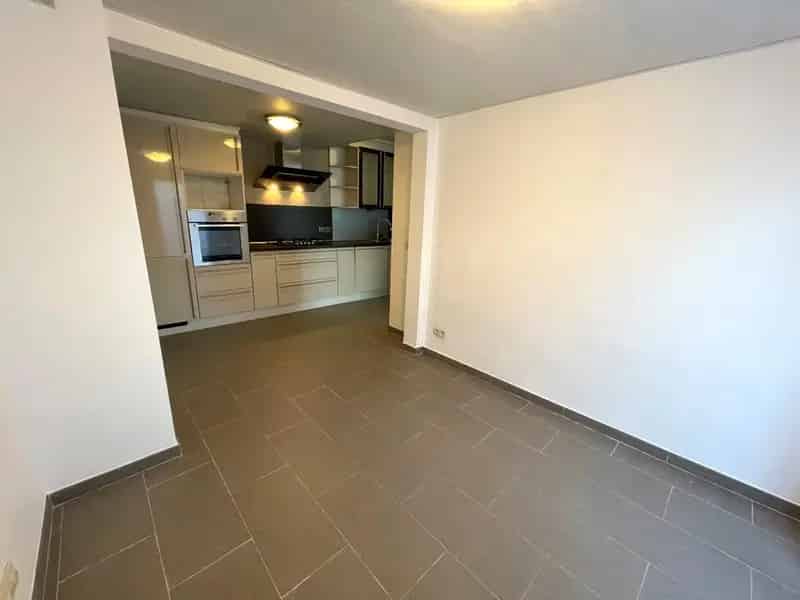 Huis te huur: Instapklare 3 Slaapkamers Rustige Locatie