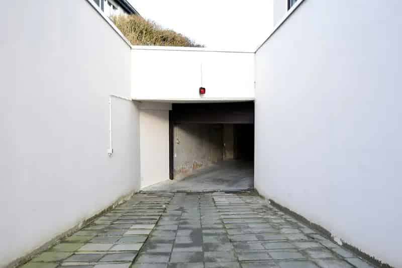 Privé parkeerplaats in ondergrondse garage residentie Bries