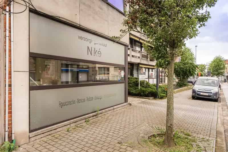 Instapklaar handelspand op toplocatie te Mechelen
