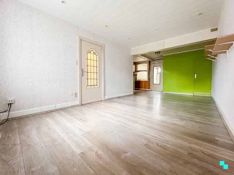 Te renoveren woning te Emelgem