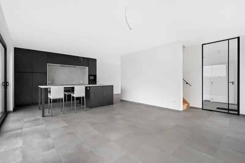 Energiezuinige nieuwbouwwoning (185 m²)  met 3 slaapkamers te koop!